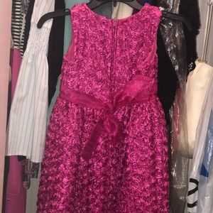 Kids pink dress 🚺